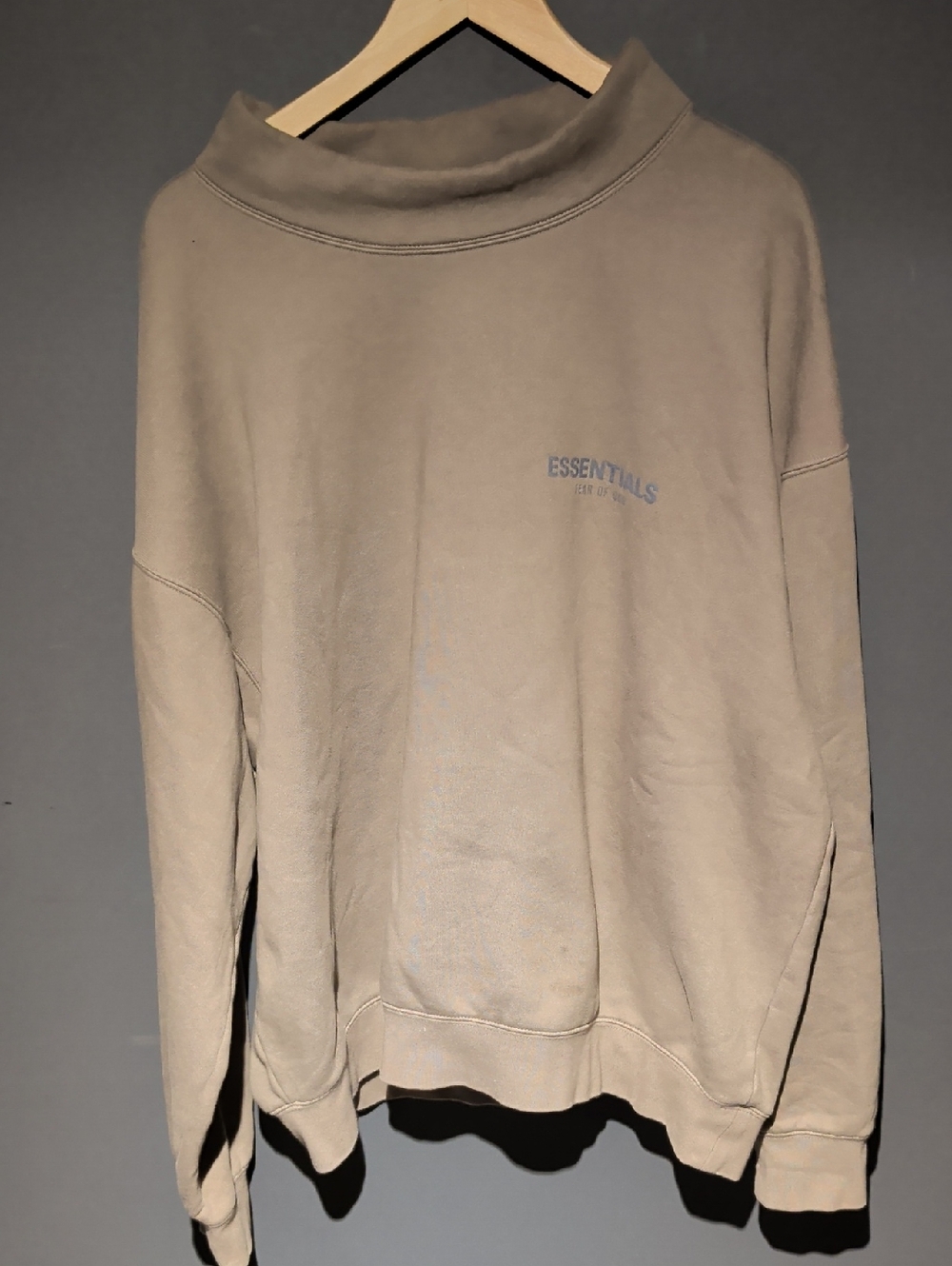ESSENTIALS Men's Light Beige Crewneck Sweatshirt